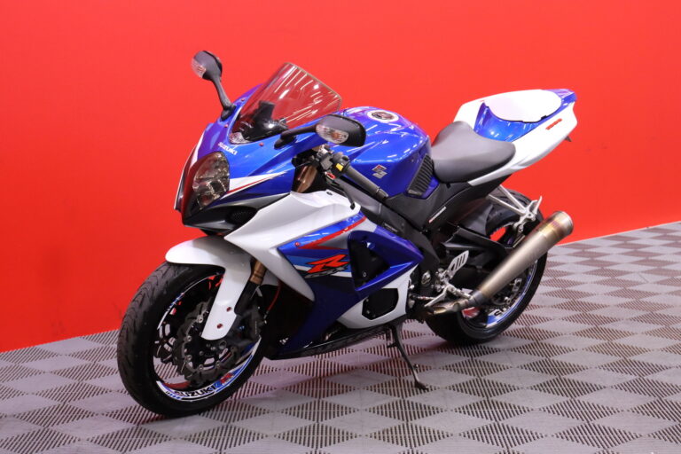 Suzuki - GSX-R - 1000 // Youshimura / Sifteri / Launch / Brembo RCS19 // - Moottoripyörä
