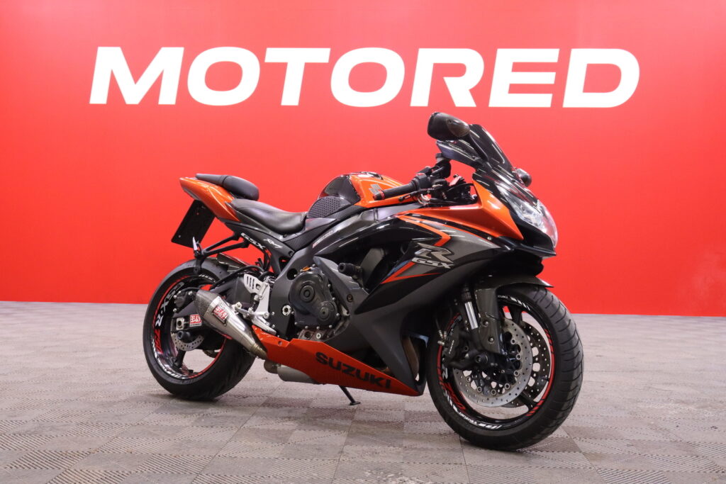 Suzuki - GSX-R - 750 // Juuri saapunut! // Suzuki - GSX-R - 750 // Juuri saapunut! // - Moottoripyörä