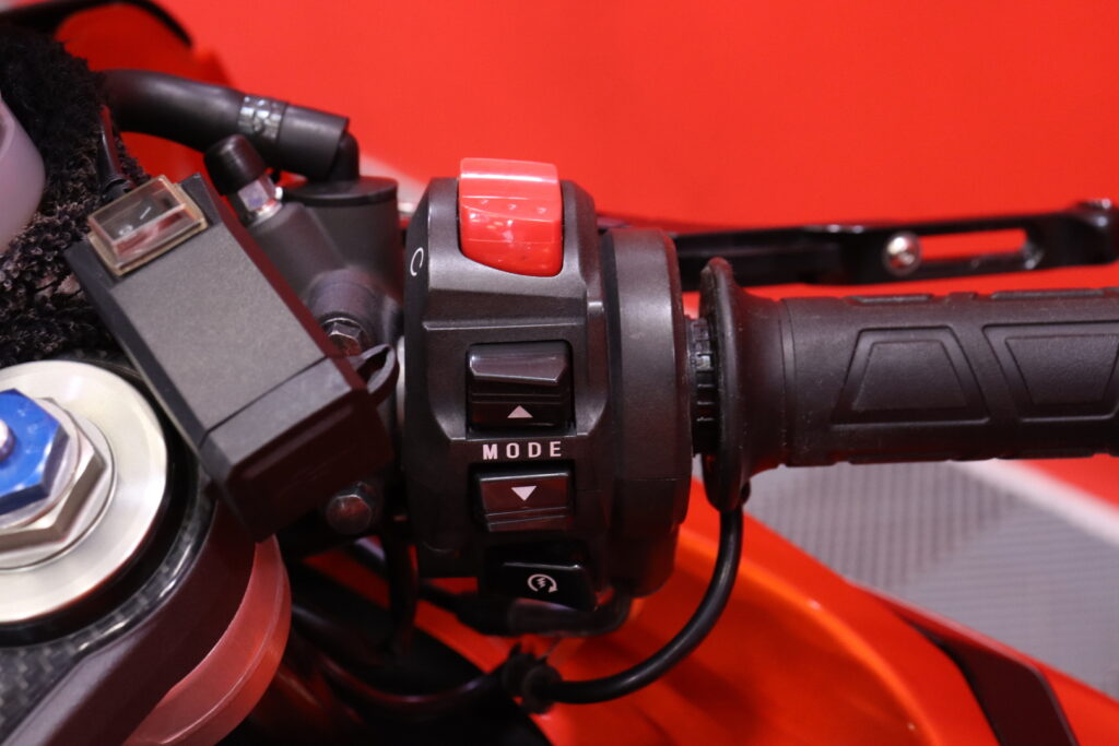 tuotekuva-Suzuki-GSX-R-WS-619-2026-02-26-103600-15 tuotekuva-Suzuki-GSX-R-WS-619-2026-02-26-103600-15