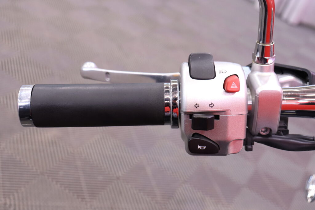 Suzuki - INTRUDER - M1800R // Putkisto / Viim. 12-vuotta ed omistajalla / SIISTI / Hyvät renkaat // Suzuki - INTRUDER - M1800R // Putkisto / Viim. 12-vuotta ed omistajalla / SIISTI / Hyvät renkaat // - Moottoripyörä