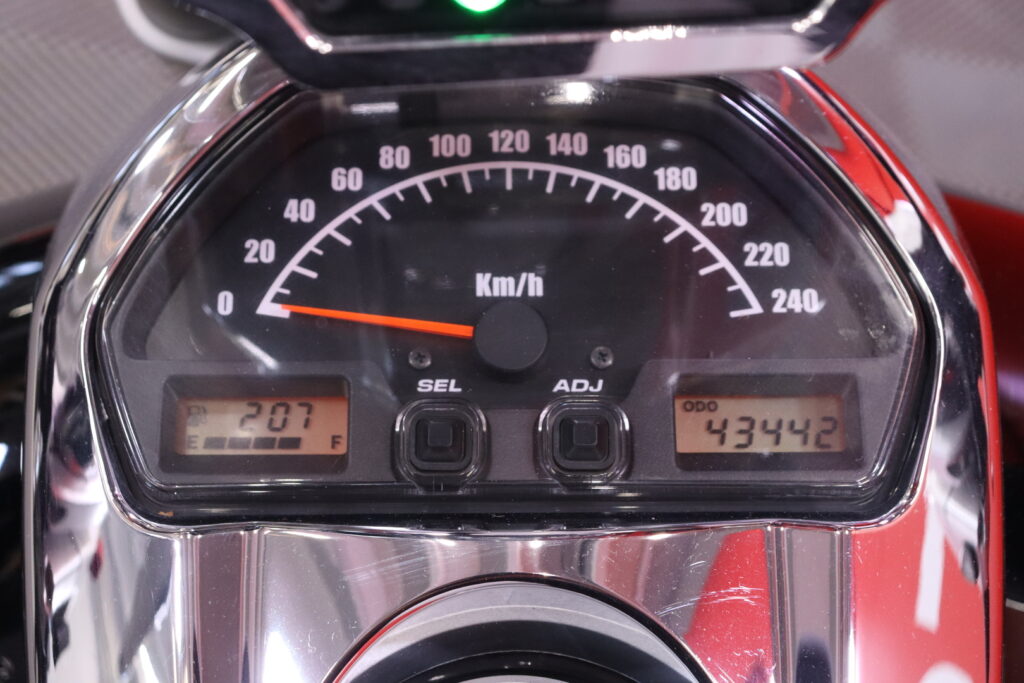 Suzuki - INTRUDER - M1800R // Putkisto / Viim. 12-vuotta ed omistajalla / SIISTI / Hyvät renkaat // Suzuki - INTRUDER - M1800R // Putkisto / Viim. 12-vuotta ed omistajalla / SIISTI / Hyvät renkaat // - Moottoripyörä