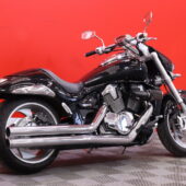 Suzuki - INTRUDER - M1800R // Putkisto / Viim. 12-vuotta ed omistajalla / SIISTI / Hyvät renkaat // - Moottoripyörä