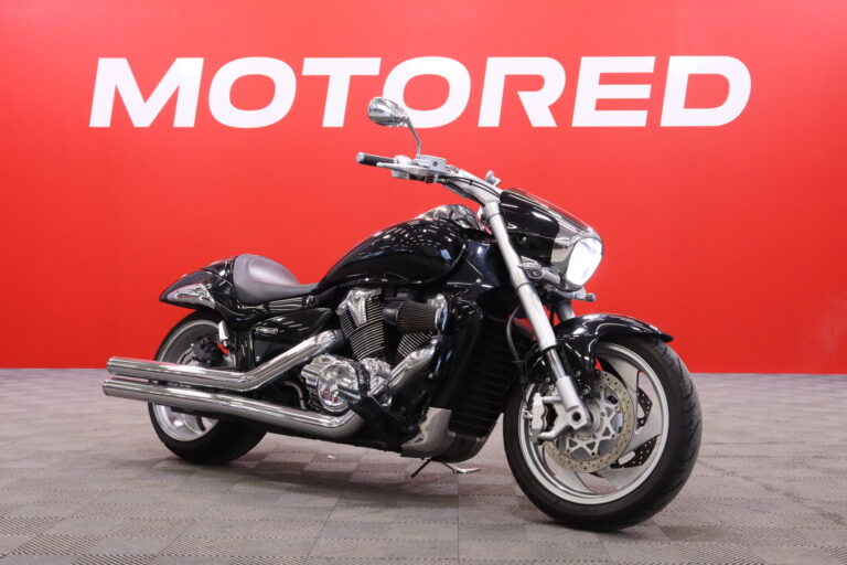 Suzuki - INTRUDER - M1800R // Putkisto / Viim. 12-vuotta ed omistajalla / SIISTI / Hyvät renkaat // - Moottoripyörä