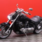 Suzuki - INTRUDER - M1800R // Putkisto / Viim. 12-vuotta ed omistajalla / SIISTI / Hyvät renkaat // - Moottoripyörä