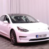 Tesla - Model 3 - Long Range Dual Motor AWD // Autopilot / Premium audio / Lasikatto / Muistipenkki / Kamera / - Sedan