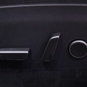 tuotekuva-Tesla-Model-3-YLZ-327-2026-02-19-101103-15