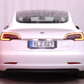 Tesla - Model 3 - Long Range Dual Motor // Autopilot / Premium Audio / Lasikatto / Nahkasisusta // - Sedan
