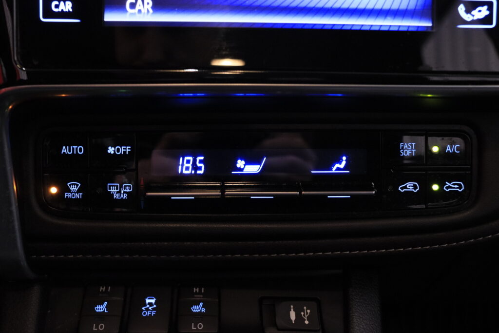 tuotekuva-Toyota-Auris-ZLL-526-2026-02-11-131102-22 tuotekuva-Toyota-Auris-ZLL-526-2026-02-11-131102-22