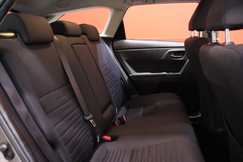 tuotekuva-Toyota-Auris-ZLL-526-2026-02-11-131102-25 tuotekuva-Toyota-Auris-ZLL-526-2026-02-11-131102-25