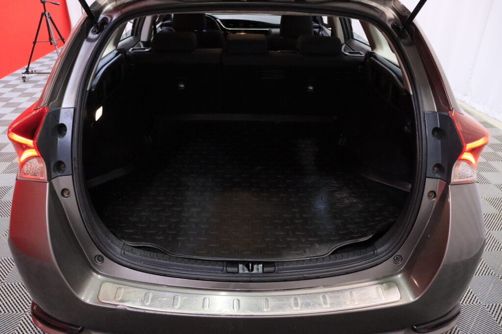 tuotekuva-Toyota-Auris-ZLL-526-2026-02-11-131102-26 tuotekuva-Toyota-Auris-ZLL-526-2026-02-11-131102-26