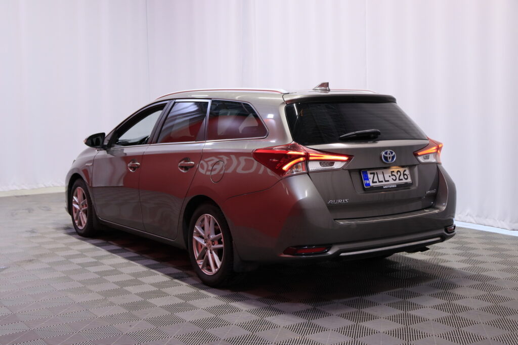 Toyota - Auris - Touring Sports 1,8 Hybrid Active Edition Toyota - Auris - Touring Sports 1,8 Hybrid Active Edition - Farmari