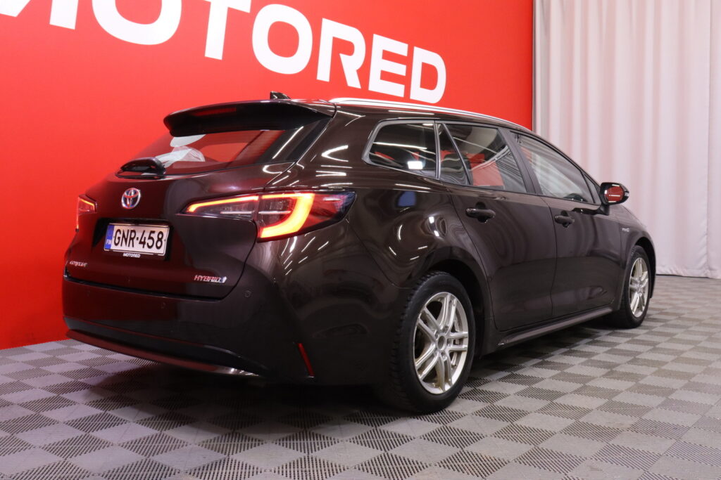 Toyota - Corolla - Touring Sports 1,8 Hybrid Active Business // ACC / LTA - Kaista-avustin / LED / Navi // Toyota - Corolla - Touring Sports 1,8 Hybrid Active Business // ACC / LTA - Kaista-avustin / LED / Navi // - Farmari
