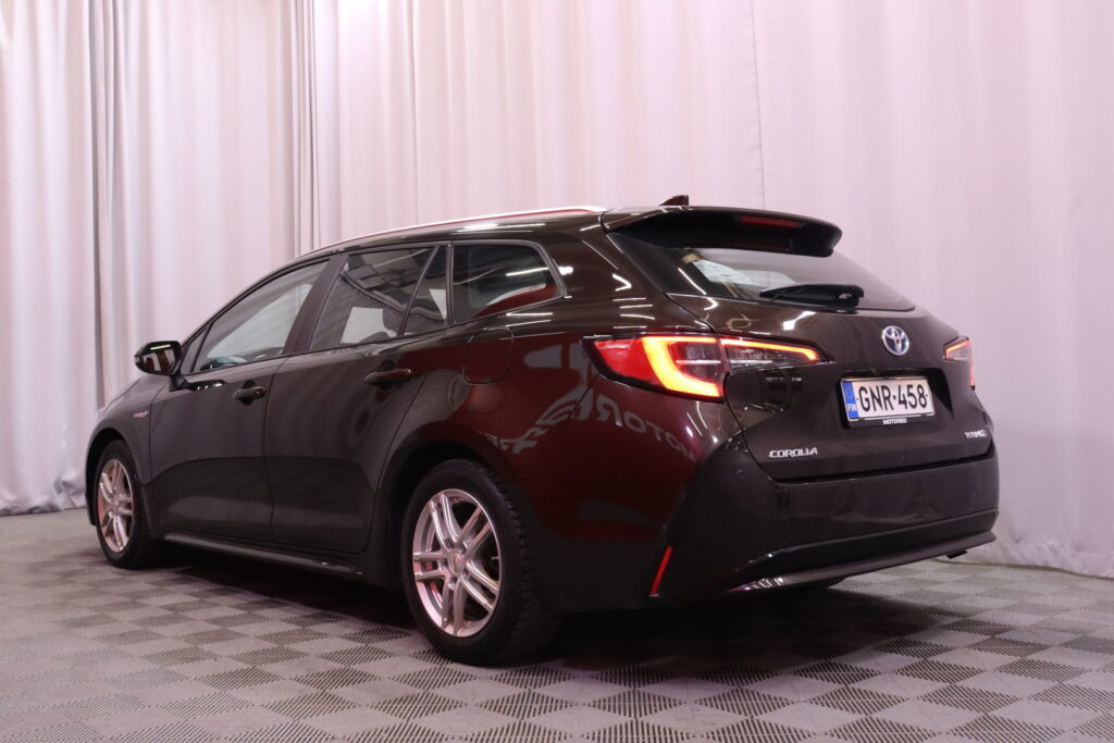 Toyota - Corolla - Touring Sports 1,8 Hybrid Active Business // ACC / LTA - Kaista-avustin / LED / Navi // Toyota - Corolla - Touring Sports 1,8 Hybrid Active Business // ACC / LTA - Kaista-avustin / LED / Navi // - Farmari
