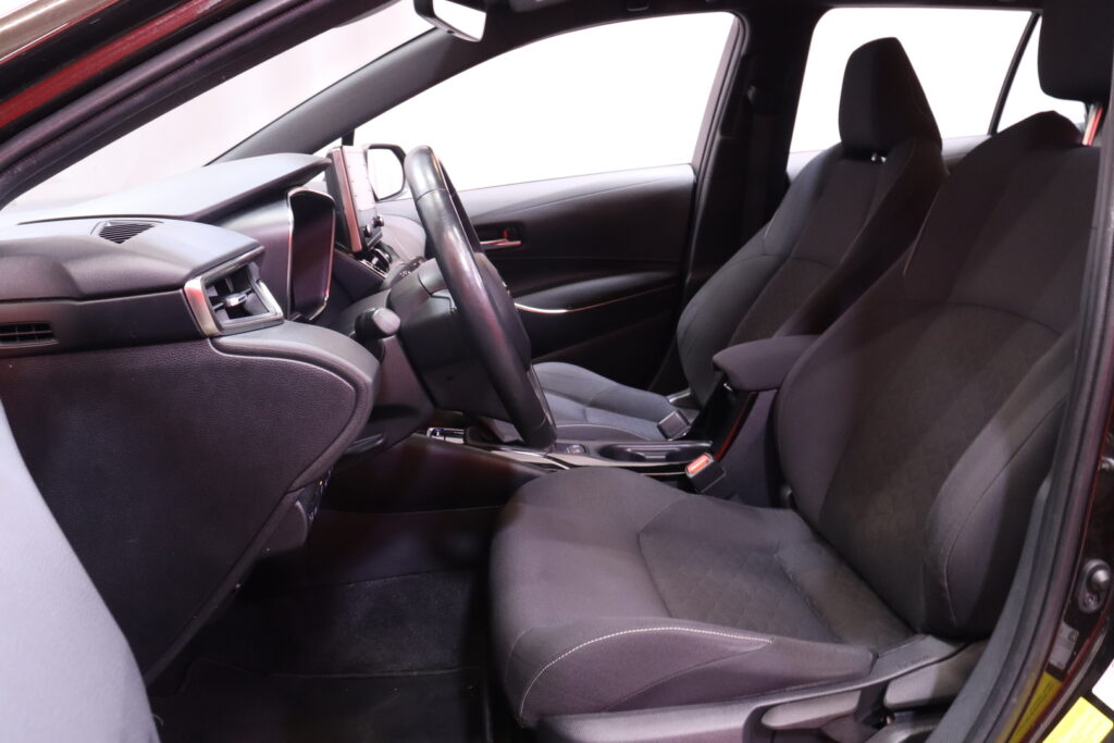 Toyota - Corolla - Touring Sports 1,8 Hybrid Active Business // ACC / LTA - Kaista-avustin / LED / Navi // Toyota - Corolla - Touring Sports 1,8 Hybrid Active Business // ACC / LTA - Kaista-avustin / LED / Navi // - Farmari