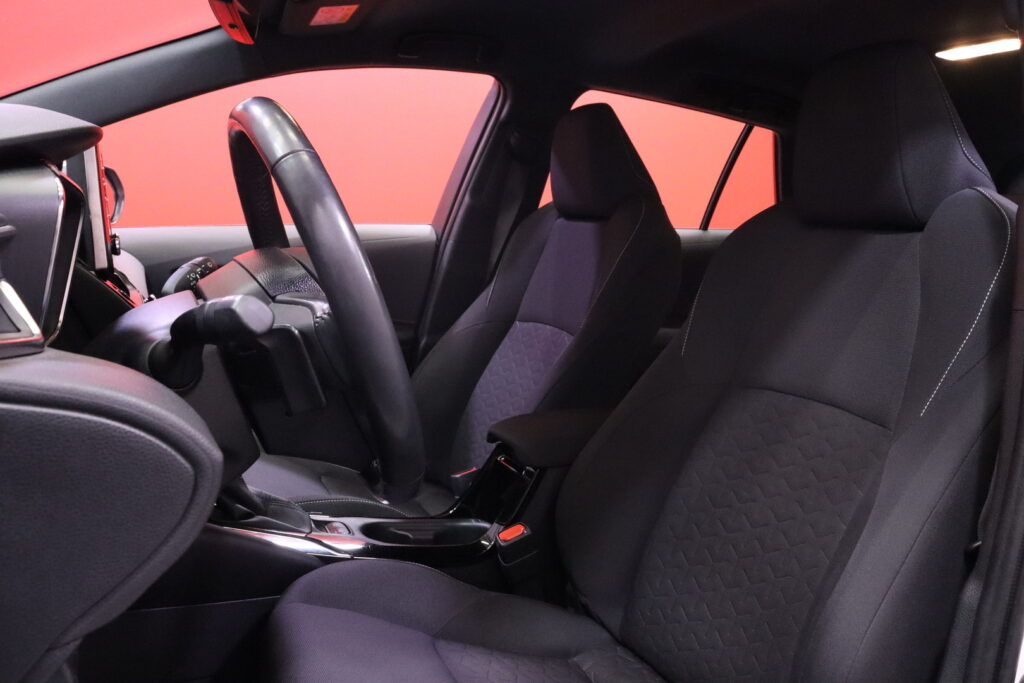 Toyota - Corolla - Touring Sports 2,0 Hybrid Active Edition // Merkkihuollettu 1-Om. Suomi-Auto! / ACC / Smart Entry / LED / Kaistavahti // Toyota - Corolla - Touring Sports 2,0 Hybrid Active Edition // Merkkihuollettu 1-Om. Suomi-Auto! / ACC / Smart Entry / LED / Kaistavahti // - Farmari