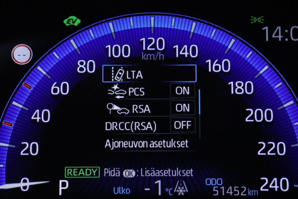 tuotekuva-Toyota-Corolla-IZG-704-2025-12-29-143005-19 tuotekuva-Toyota-Corolla-IZG-704-2025-12-29-143005-19