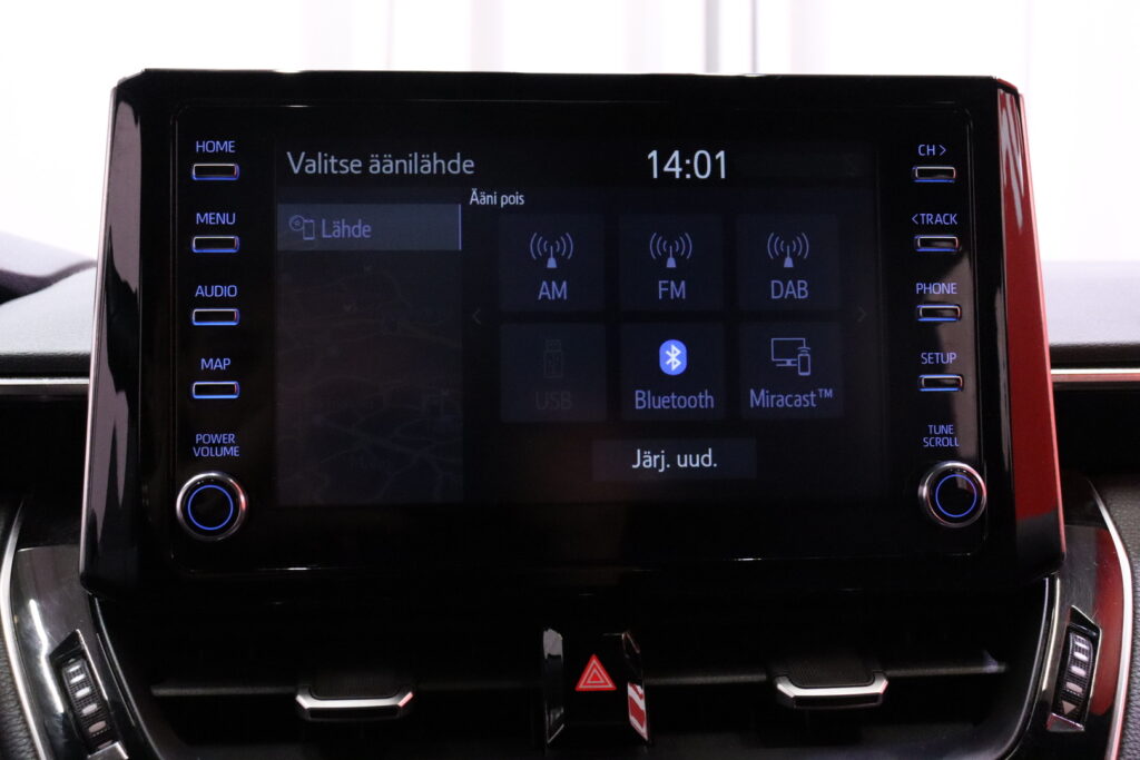 tuotekuva-Toyota-Corolla-IZG-704-2025-12-29-143005-24 tuotekuva-Toyota-Corolla-IZG-704-2025-12-29-143005-24