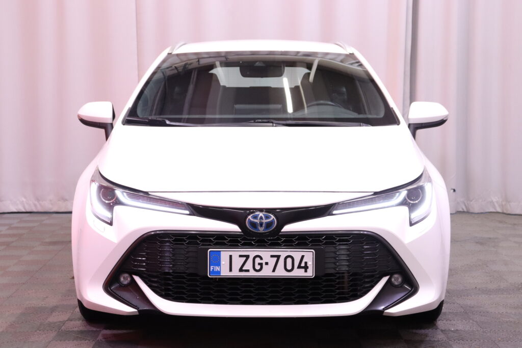 Toyota - Corolla - Touring Sports 2,0 Hybrid Active Edition // Merkkihuollettu 1-Om. Suomi-Auto! / ACC / Smart Entry / LED / Kaistavahti // Toyota - Corolla - Touring Sports 2,0 Hybrid Active Edition // Merkkihuollettu 1-Om. Suomi-Auto! / ACC / Smart Entry / LED / Kaistavahti // - Farmari