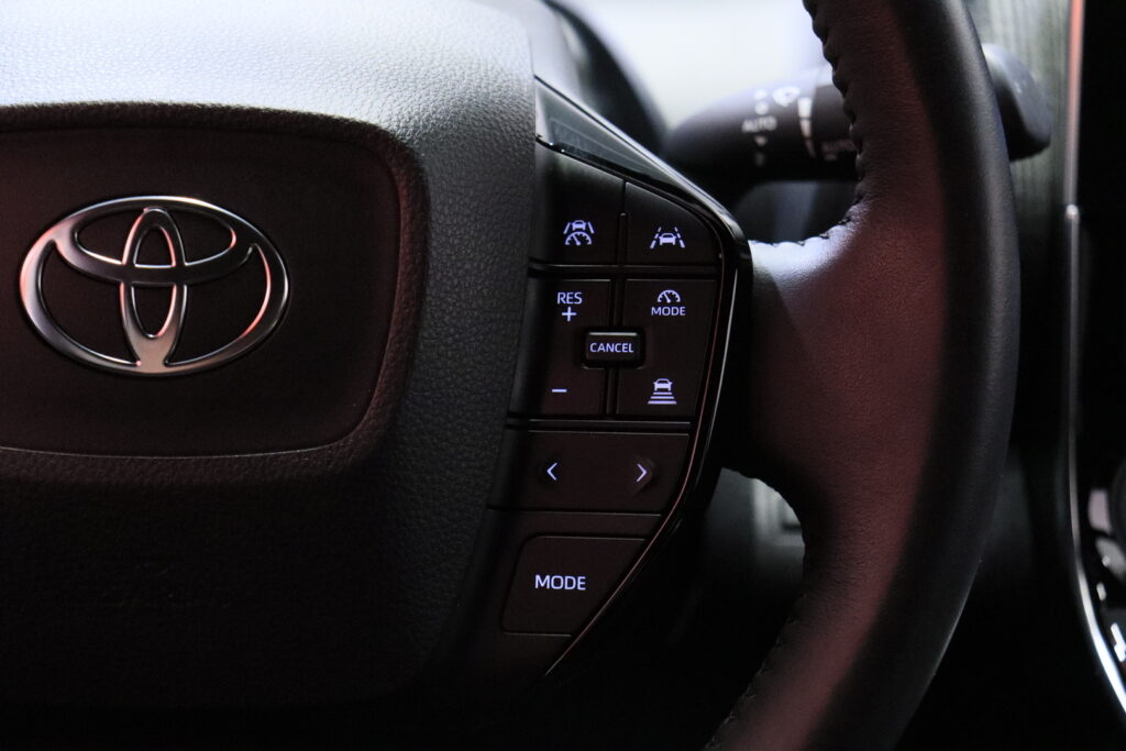 tuotekuva-Toyota-bZ4X-GPJ-124-2026-02-16-125603-16 tuotekuva-Toyota-bZ4X-GPJ-124-2026-02-16-125603-16