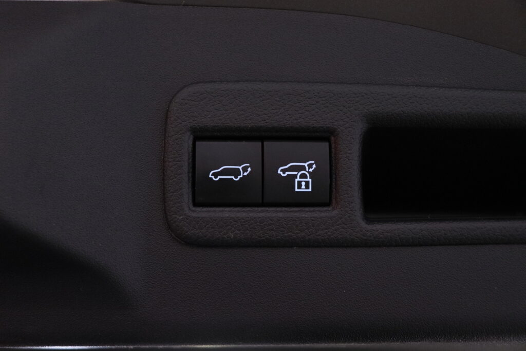 tuotekuva-Toyota-bZ4X-GPJ-124-2026-02-16-125603-27 tuotekuva-Toyota-bZ4X-GPJ-124-2026-02-16-125603-27