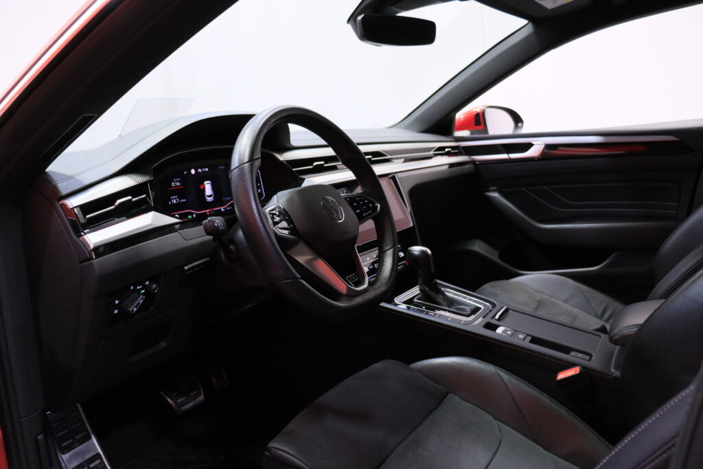 Volkswagen - Arteon - Shooting Brake R-Line 2,0 TDI SCR 147 kW 4MOTION DSG-automaatti Volkswagen - Arteon - Shooting Brake R-Line 2,0 TDI SCR 147 kW 4MOTION DSG-automaatti - Farmari