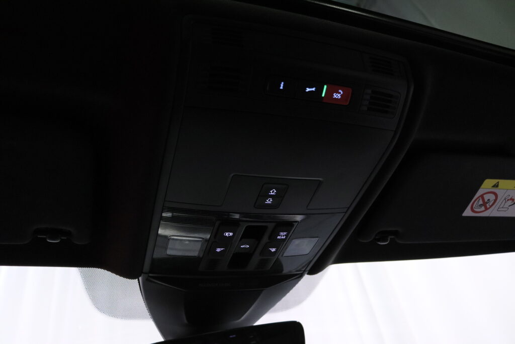 tuotekuva-Volkswagen-Arteon-IZE-253-2026-02-26-120604-28 tuotekuva-Volkswagen-Arteon-IZE-253-2026-02-26-120604-28