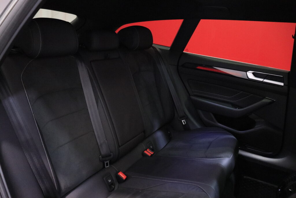 tuotekuva-Volkswagen-Arteon-IZE-253-2026-02-26-120604-29 tuotekuva-Volkswagen-Arteon-IZE-253-2026-02-26-120604-29