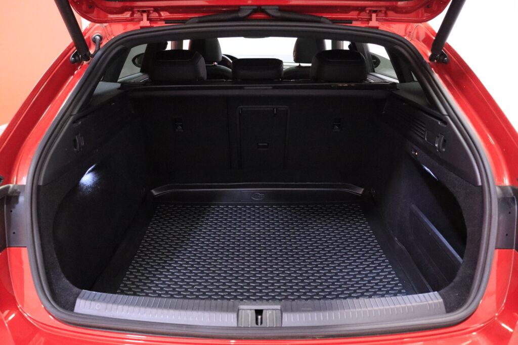 tuotekuva-Volkswagen-Arteon-IZE-253-2026-02-26-120604-32 tuotekuva-Volkswagen-Arteon-IZE-253-2026-02-26-120604-32