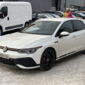 Volkswagen - Golf - GTI Clubsport 2,0 TSI 221 kW DSG-automaatti // IQ.Light / ACC & Travel Assist / Clubsport-alusta / - Viistoperä