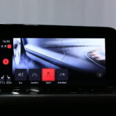 tuotekuva-Volkswagen-Golf-YJL-142-2026-02-24-151103-21