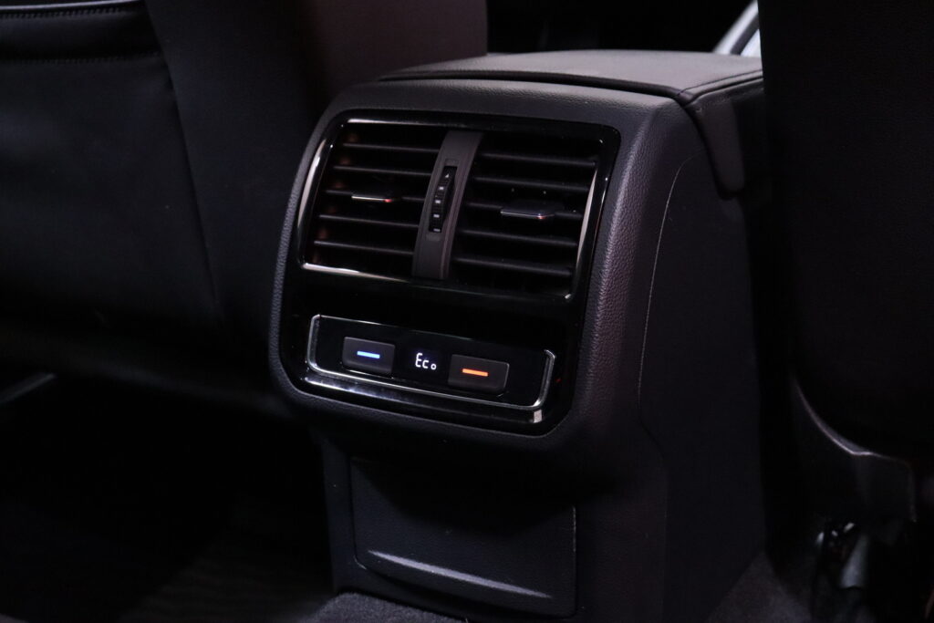 Volkswagen - Passat - Variant GTE Plug-In Hybrid // Kamera / Webasto / Ratinlämmitin / ACC / Keyless Entry / IQ.LIGHT // Volkswagen - Passat - Variant GTE Plug-In Hybrid // Kamera / Webasto / Ratinlämmitin / ACC / Keyless Entry / IQ.LIGHT // - Farmari