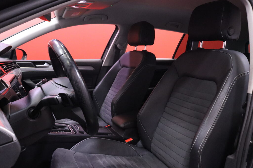 Volkswagen - Passat - Variant GTE Plug-In Hybrid // Kamera / Webasto / Ratinlämmitin / ACC / Keyless Entry / IQ.LIGHT // Volkswagen - Passat - Variant GTE Plug-In Hybrid // Kamera / Webasto / Ratinlämmitin / ACC / Keyless Entry / IQ.LIGHT // - Farmari