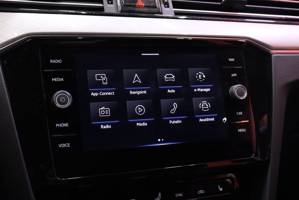 tuotekuva-Volkswagen-Passat-ETS-999-2026-02-13-132102-27 tuotekuva-Volkswagen-Passat-ETS-999-2026-02-13-132102-27