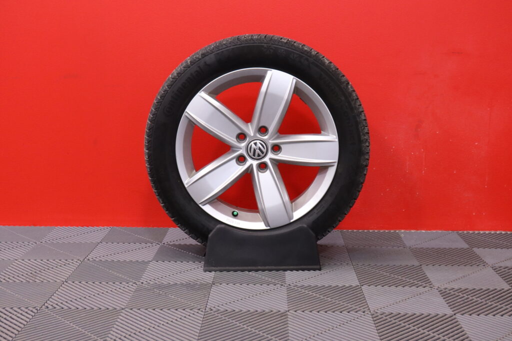 tuotekuva-Volkswagen-Passat-ETS-999-2026-02-13-132102-33 tuotekuva-Volkswagen-Passat-ETS-999-2026-02-13-132102-33