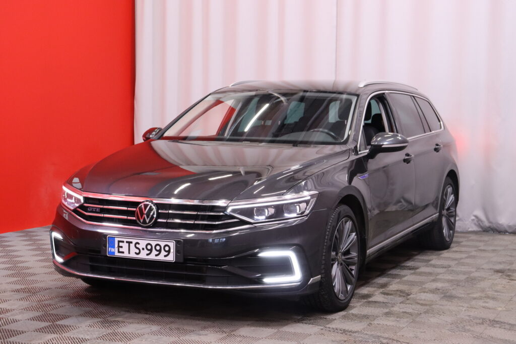 Volkswagen - Passat - Variant GTE Plug-In Hybrid // Kamera / Webasto / Ratinlämmitin / ACC / Keyless Entry / IQ.LIGHT // Volkswagen - Passat - Variant GTE Plug-In Hybrid // Kamera / Webasto / Ratinlämmitin / ACC / Keyless Entry / IQ.LIGHT // - Farmari