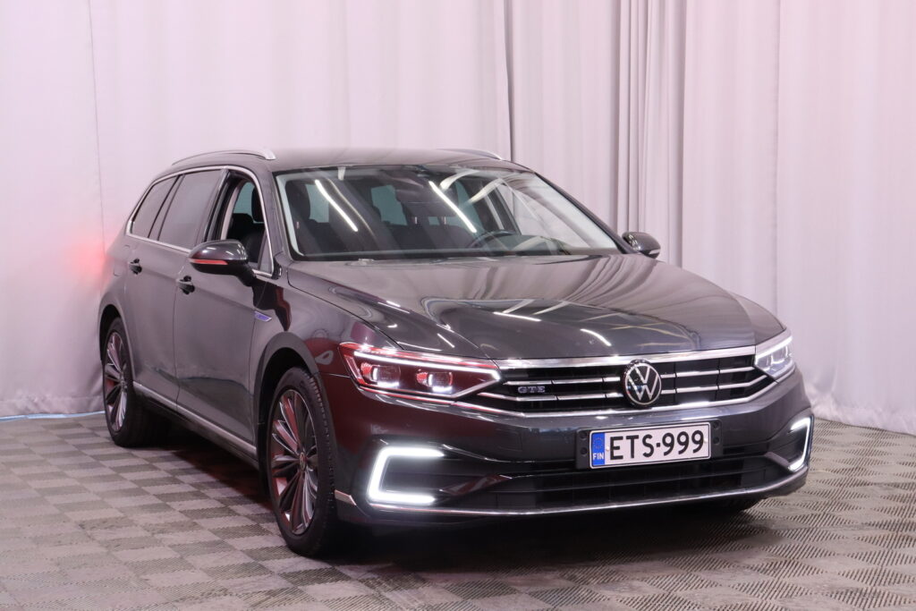 Volkswagen - Passat - Variant GTE Plug-In Hybrid // Kamera / Webasto / Ratinlämmitin / ACC / Keyless Entry / IQ.LIGHT // Volkswagen - Passat - Variant GTE Plug-In Hybrid // Kamera / Webasto / Ratinlämmitin / ACC / Keyless Entry / IQ.LIGHT // - Farmari