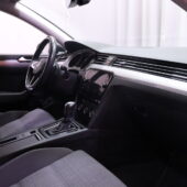 Volkswagen - Passat - Sedan Style 1,5 TSI EVO 110 kW DSG-automaatti - Sedan