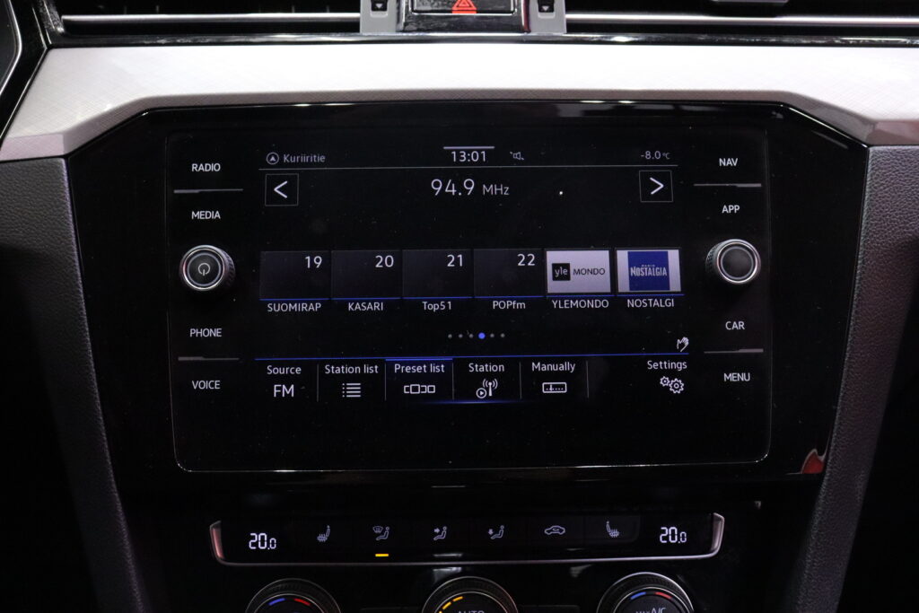 tuotekuva-Volkswagen-Passat-NLU-573-2026-02-18-131004-24 tuotekuva-Volkswagen-Passat-NLU-573-2026-02-18-131004-24