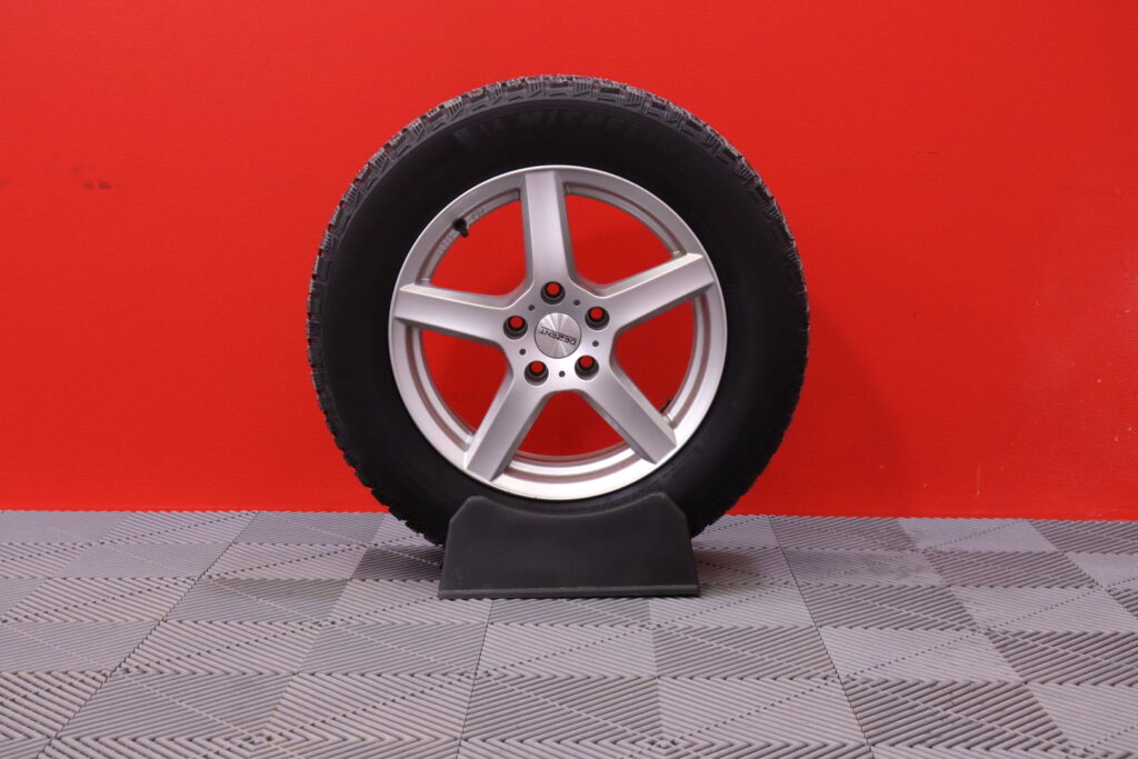 tuotekuva-Volkswagen-Passat-NLU-573-2026-02-18-131004-26 tuotekuva-Volkswagen-Passat-NLU-573-2026-02-18-131004-26