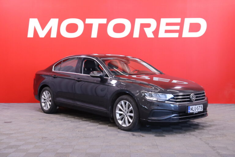 Volkswagen - Passat - Sedan Style 1,5 TSI EVO 110 kW DSG-automaatti - Sedan