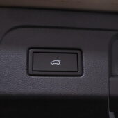 tuotekuva-Volkswagen-Touran-MNN-766-2026-02-12-092505-27