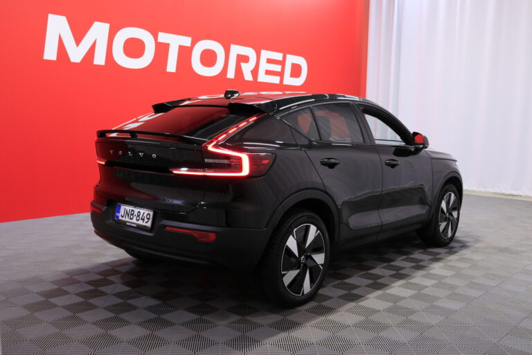 Volvo - C40 - Recharge Twin Ultimate // Pixel-LED / 1-Omisteinen Suomiauto // - Maastoauto