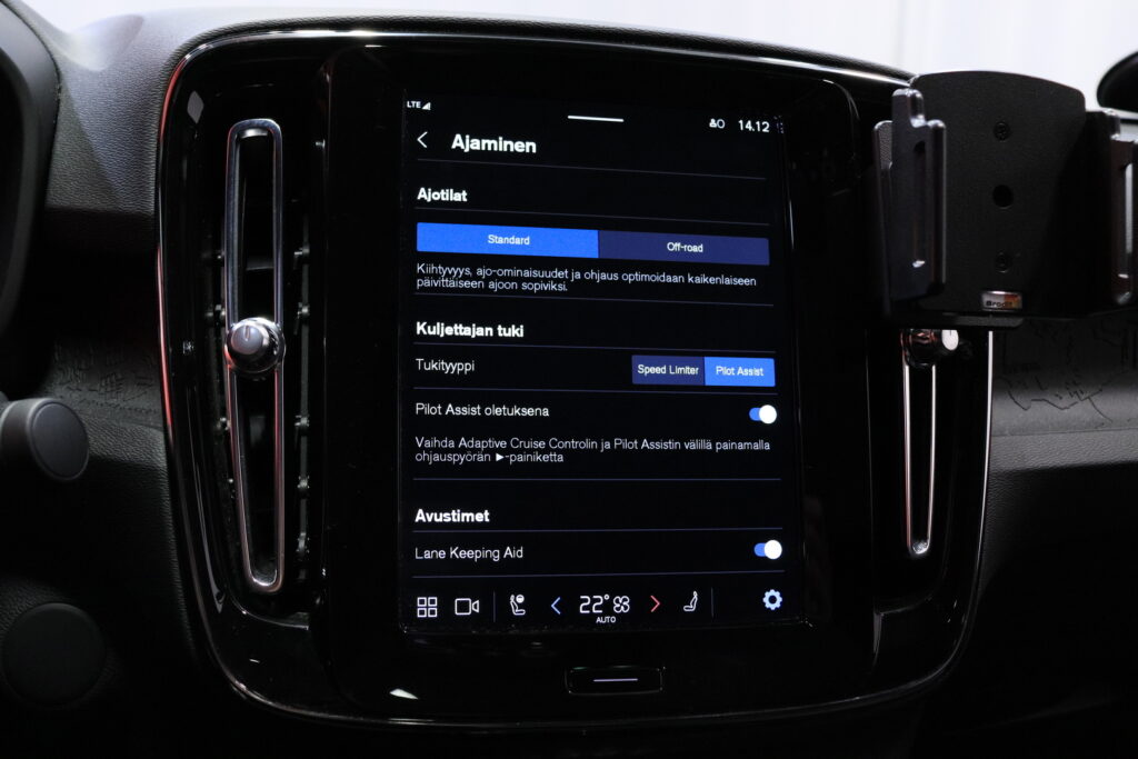 tuotekuva-Volvo-C40-JNB-849-2026-02-17-102603-23 tuotekuva-Volvo-C40-JNB-849-2026-02-17-102603-23