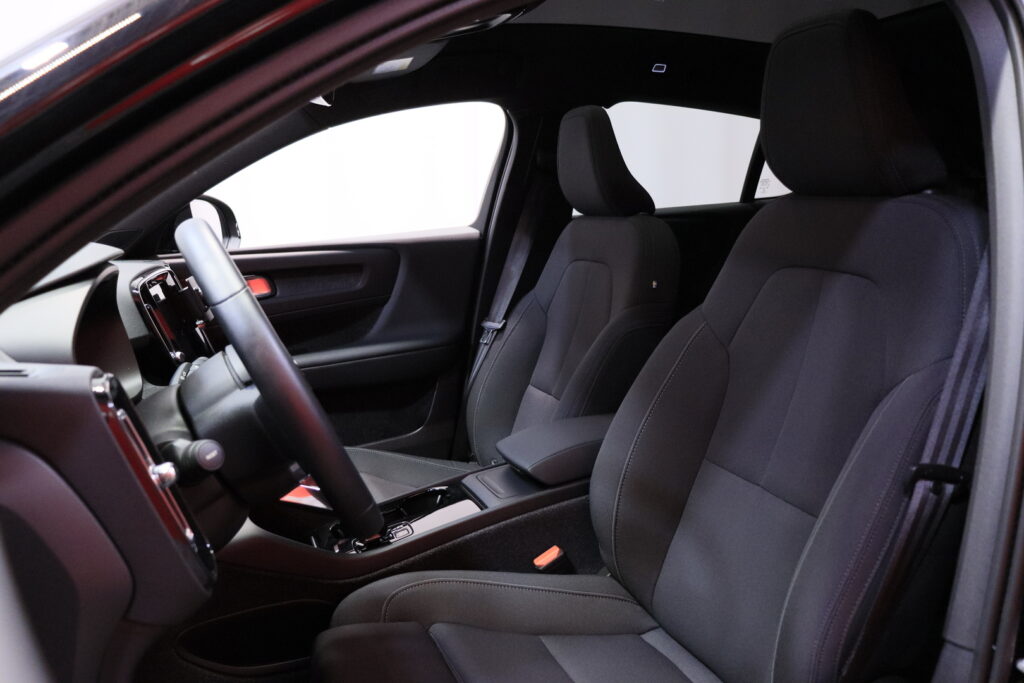 Volvo - C40 - Recharge Twin Ultimate // Pixel-LED / 1-Omisteinen Suomiauto // Volvo - C40 - Recharge Twin Ultimate // Pixel-LED / 1-Omisteinen Suomiauto // - Maastoauto