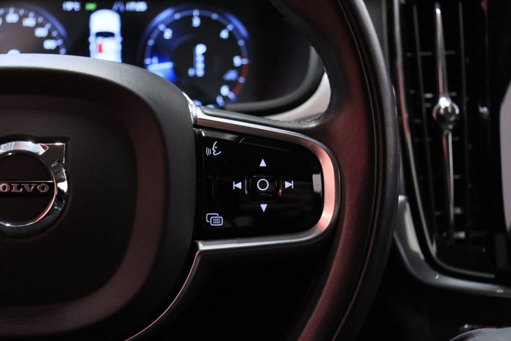 tuotekuva-Volvo-S90-JLN-907-2026-02-17-174004-15 tuotekuva-Volvo-S90-JLN-907-2026-02-17-174004-15