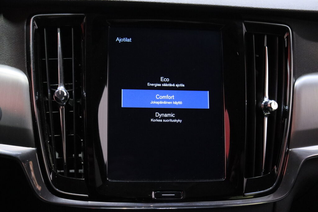 tuotekuva-Volvo-S90-JLN-907-2026-02-17-174004-24 tuotekuva-Volvo-S90-JLN-907-2026-02-17-174004-24