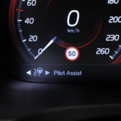 tuotekuva-Volvo-V90-Cross-Country-CRH-509-2026-02-20-152602-17