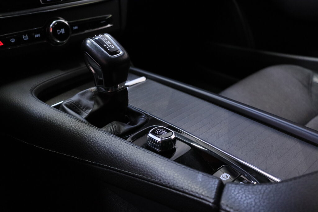 tuotekuva-Volvo-V90-Cross-Country-CRH-509-2026-02-20-152602-26 tuotekuva-Volvo-V90-Cross-Country-CRH-509-2026-02-20-152602-26