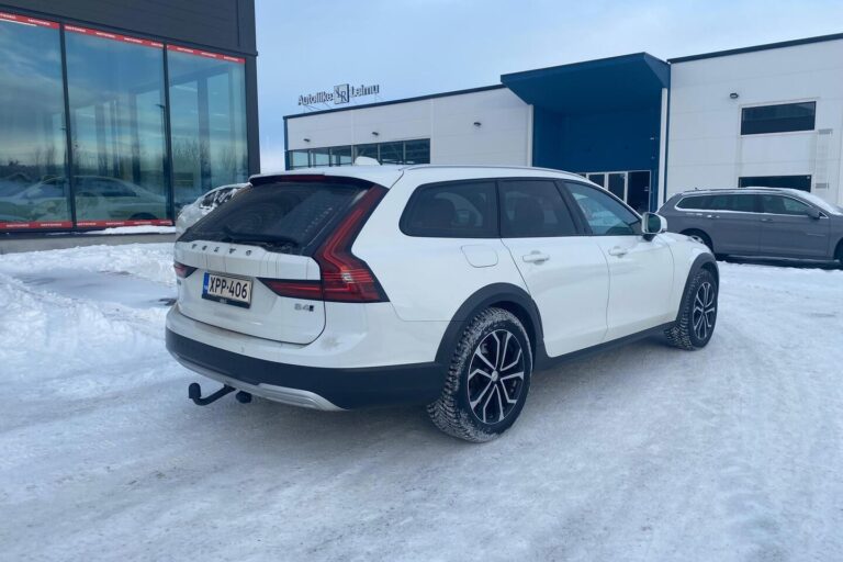 Volvo - V90 Cross Country - B4 AWD D-MHEV Business aut - Farmari