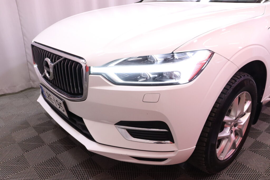 Volvo - XC60 - T8 AWD Inscription aut // PilotAssist / Full Led / KeylesGo / Koukku / Panoraama // Volvo - XC60 - T8 AWD Inscription aut // PilotAssist / Full Led / KeylesGo / Koukku / Panoraama // - Maastoauto